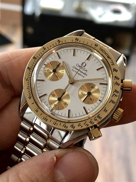 omega speedmaster professional 香港|Omega Speedmaster 18k gold.